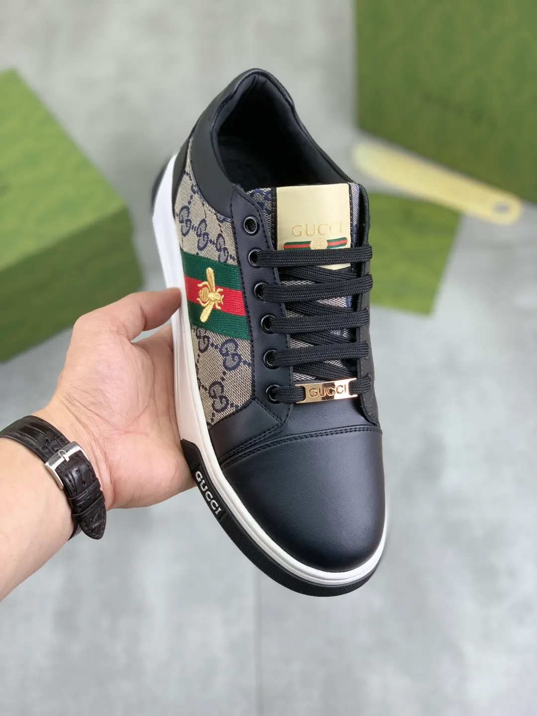 Men's shoes 💰P420💰 [New model] (GUCCI) official website's latest 🎁🎁casual and fashionable men's shoes 👟, hot style 💥 style is simple and elegant, exclusive for trendy men. Unique official website's latest brand double G elements 👑Original Gucci decoration, fashionable and generous, the fabric is original frosted calfskin ✅Fully imported first-layer pigskin lining, the official website specifies wear-resistant, lightweight original rubber casual outsole, the classic model is taken in kind at the counter🎬38-44 2️⃣ colors available